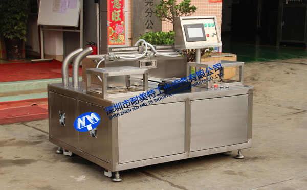 光學(xué)鏡片行業(yè)UV固化機(jī) 光學(xué)鏡片行業(yè)UV固化機(jī)