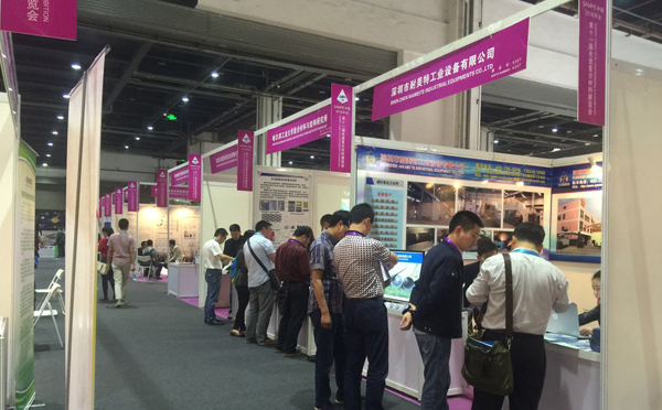 �ͺϲ���չ���F��